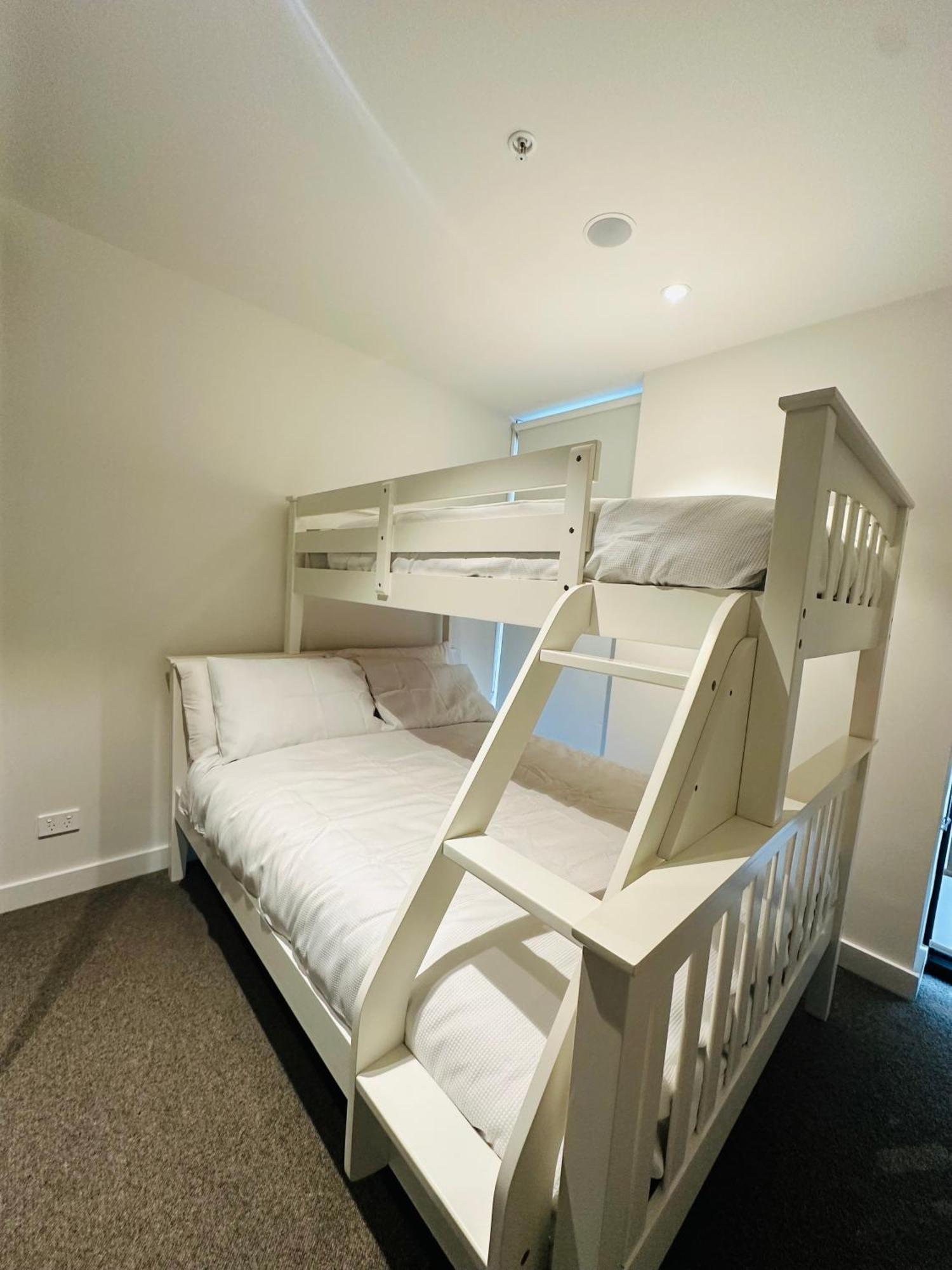 Doncaster Melbourne Apartment ภายนอก รูปภาพ